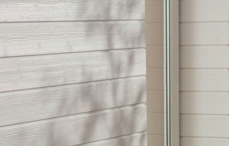 Facciate in legno di larice e douglas colorate e impregnate – BIORHO bianco